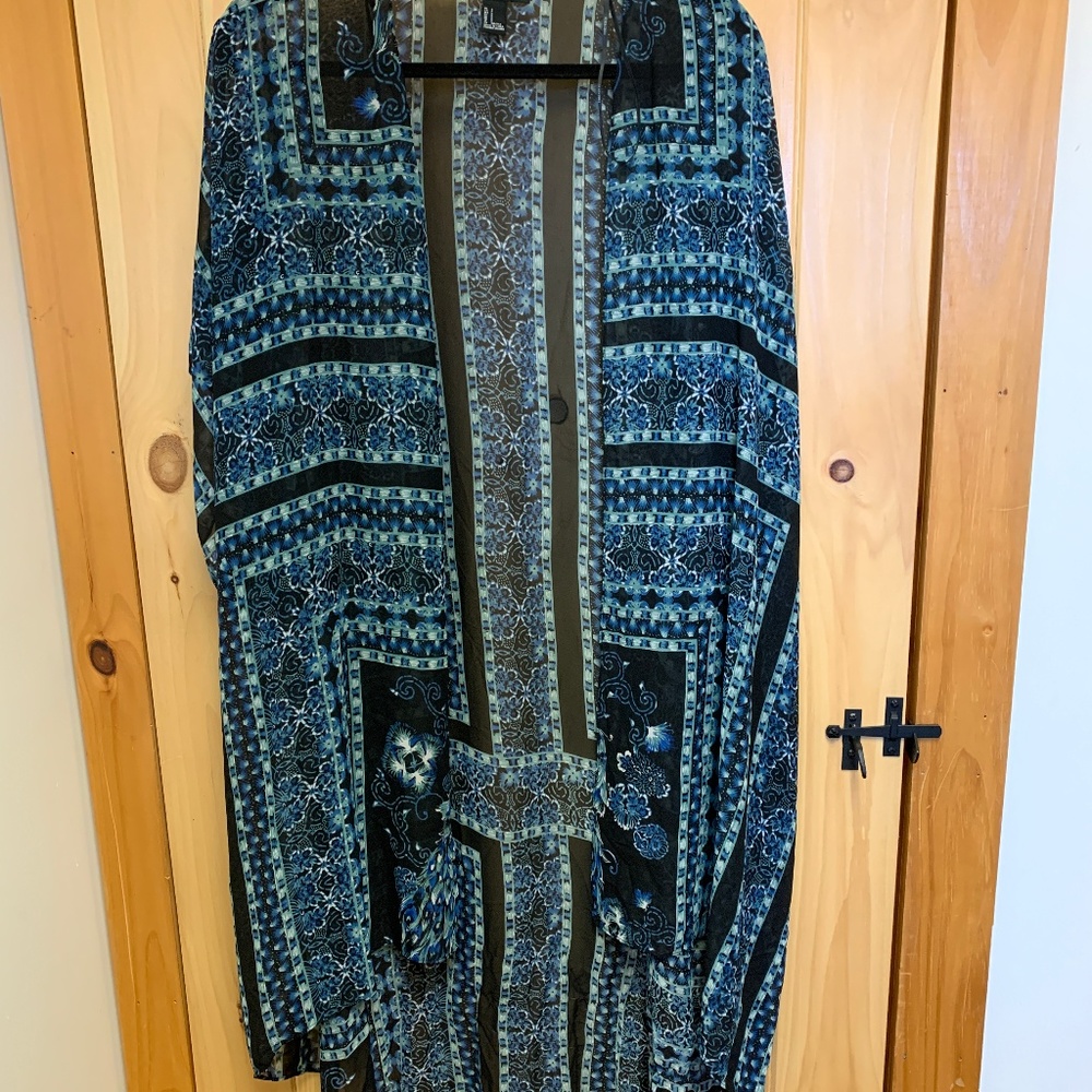 NWOT F21 Sheer Maxi Kimono/Cover Up